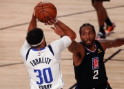 AYXapp下载-美国男篮强势独行侠，乔治·希尔送出助攻