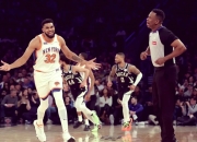 爱游戏官方-尼克斯全队合力奋战，险胜强敌