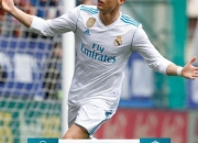 AYX体育赛事-瓦伦西亚客场逆转战胜塞维利亚，积分榜上升