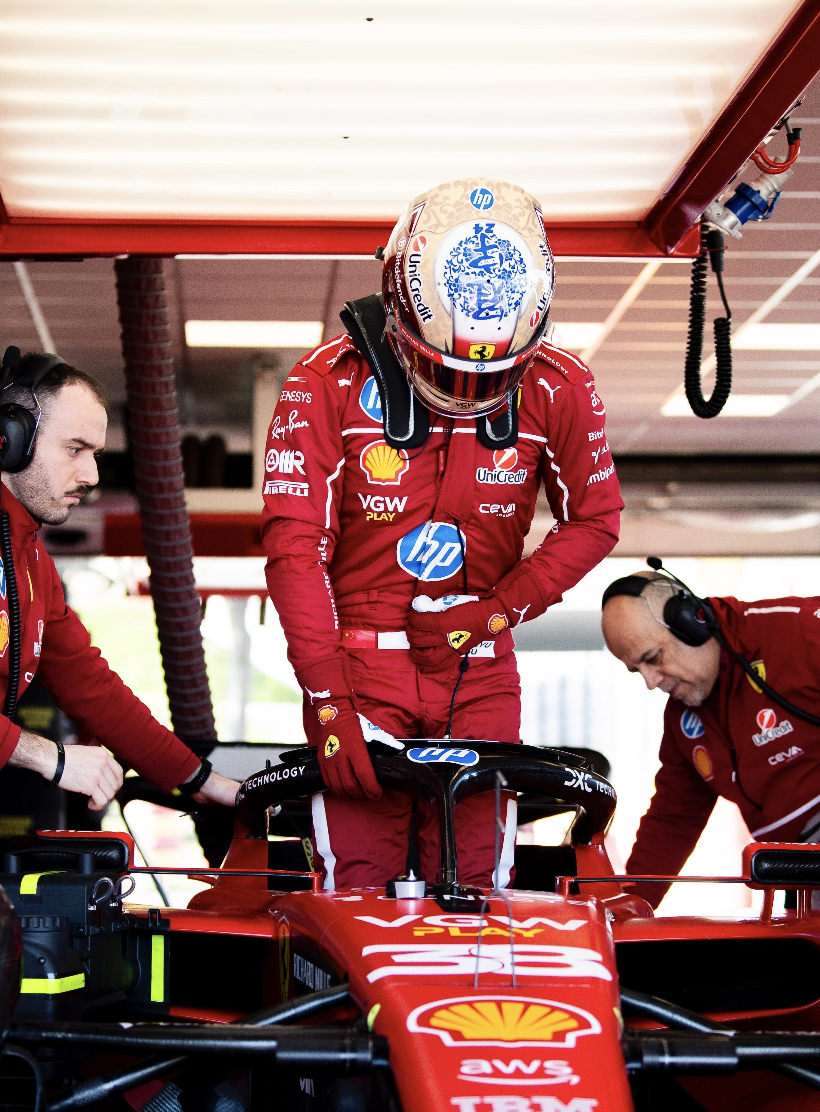 迈凯伦翻盘红牛车队，周冠宇惊艳四座