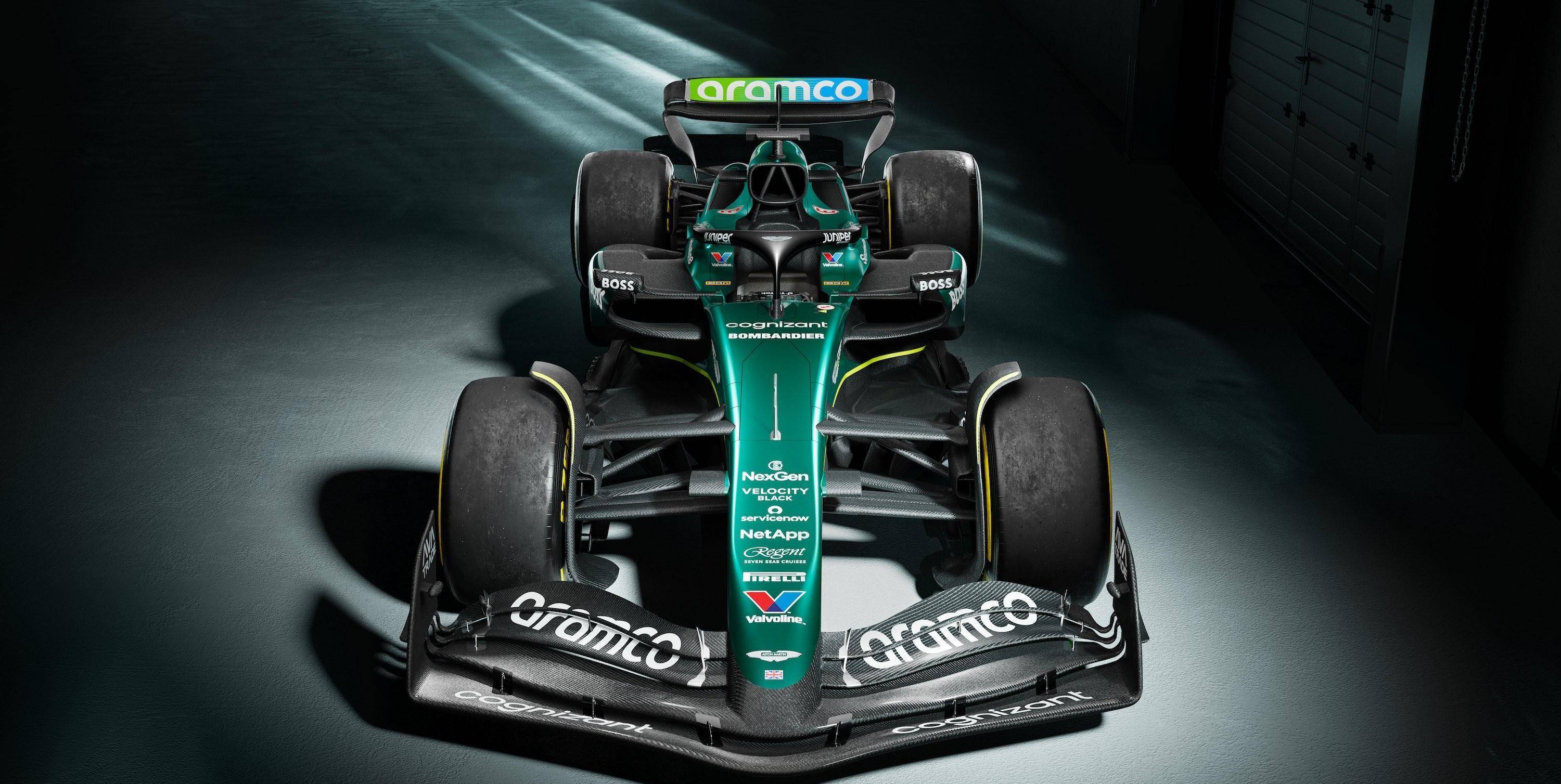 梅赛德斯轻取索伯车队,拉塞尔点燃赛场 梅赛德斯轻取索伯车队,拉塞尔点燃赛场