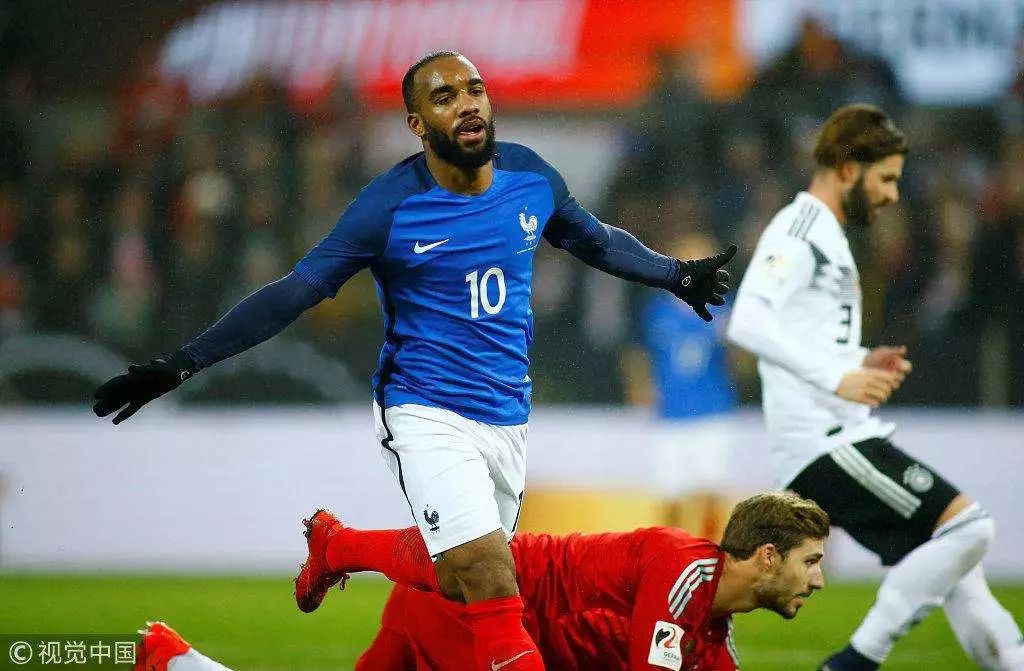 法国队力克韩国队,黄鸭组合高光表现 法国队力克韩国队,黄鸭组合高光表现