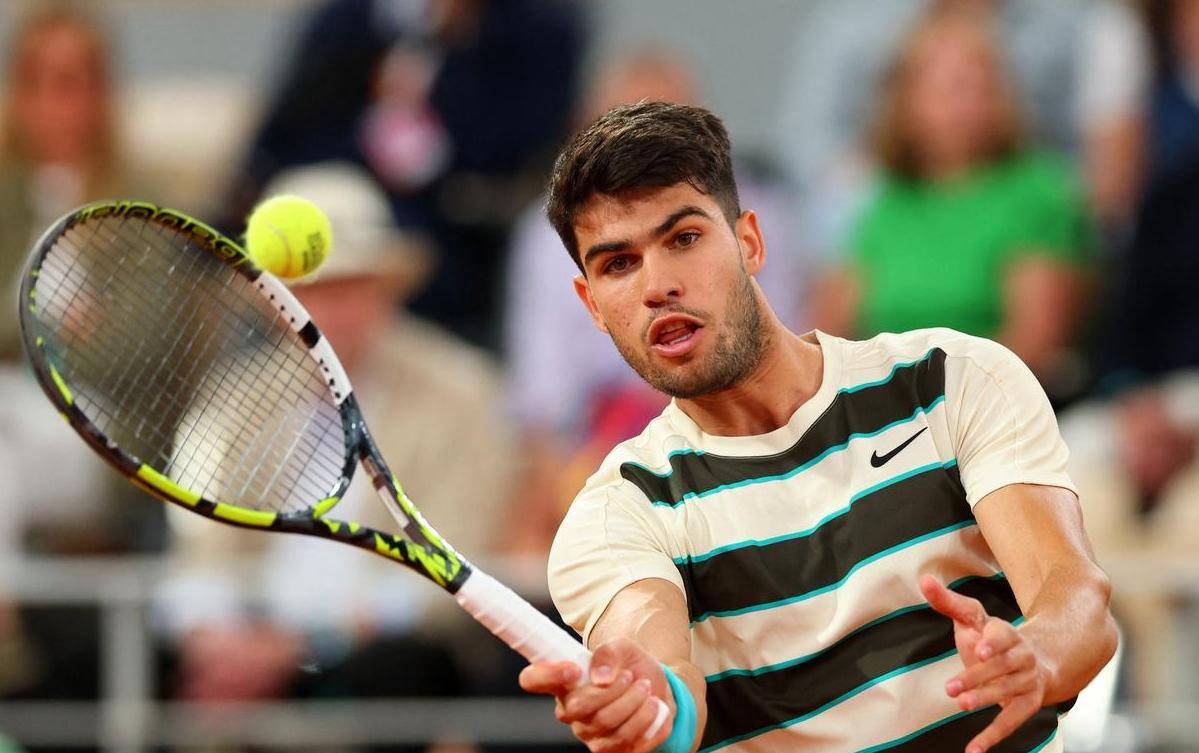 戴维斯杯绝杀法网,阿尔卡拉斯高光表现 戴维斯杯绝杀法网,阿尔卡拉斯高光表现