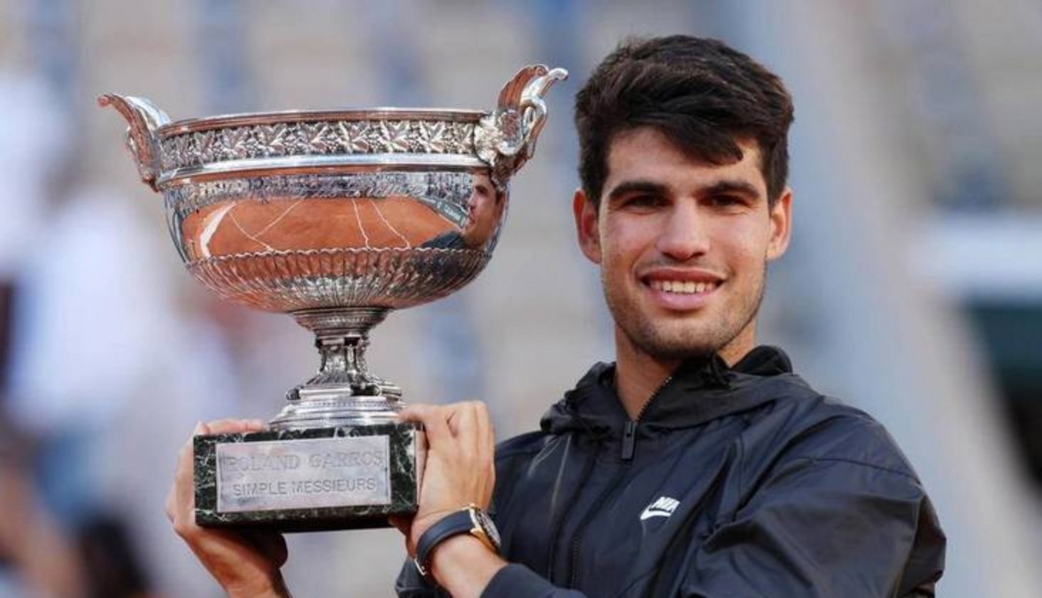 澳网逆转年终总决赛,阿尔卡拉斯点燃赛场 澳网逆转年终总决赛,阿尔卡拉斯点燃赛场