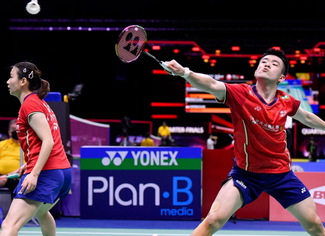 印度队险胜日本队，郑思维统治全场