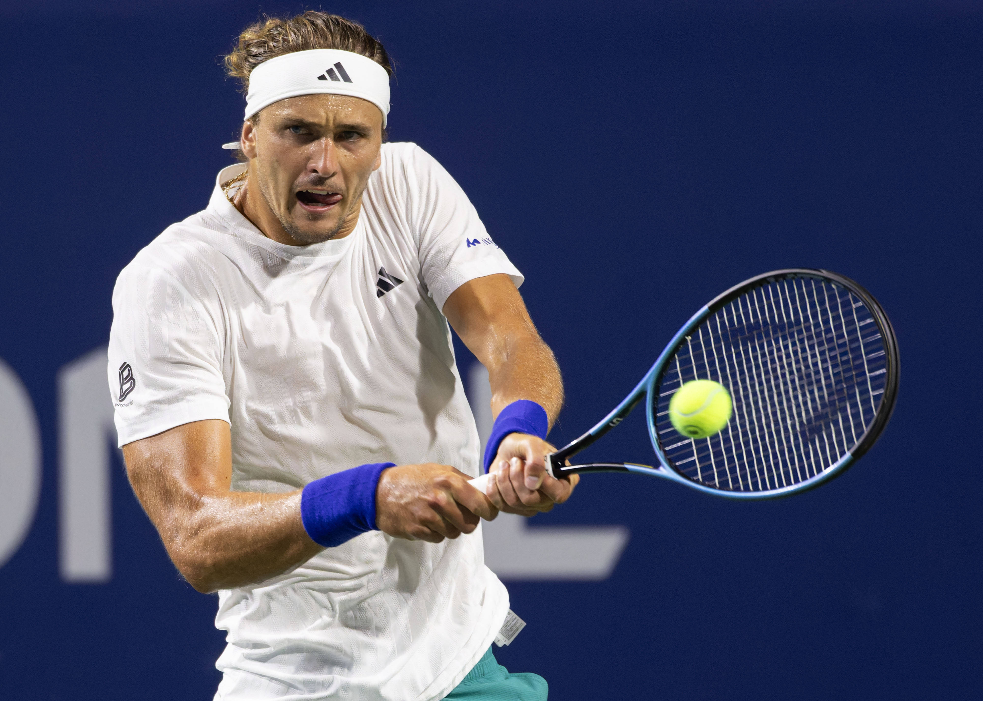 拉沃尔杯横扫年终总决赛，兹维列夫惊艳四座