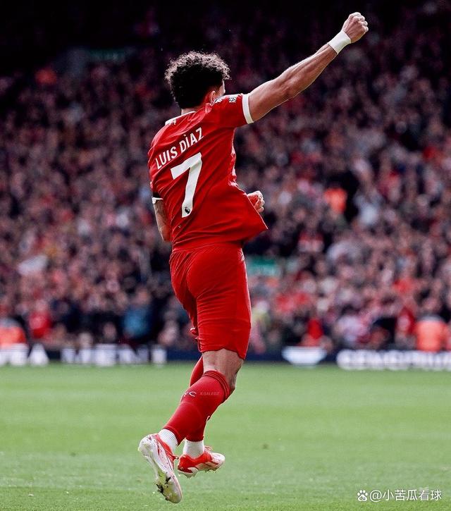 曼城险胜韩国，奥亚尔萨瓦尔刷新纪录