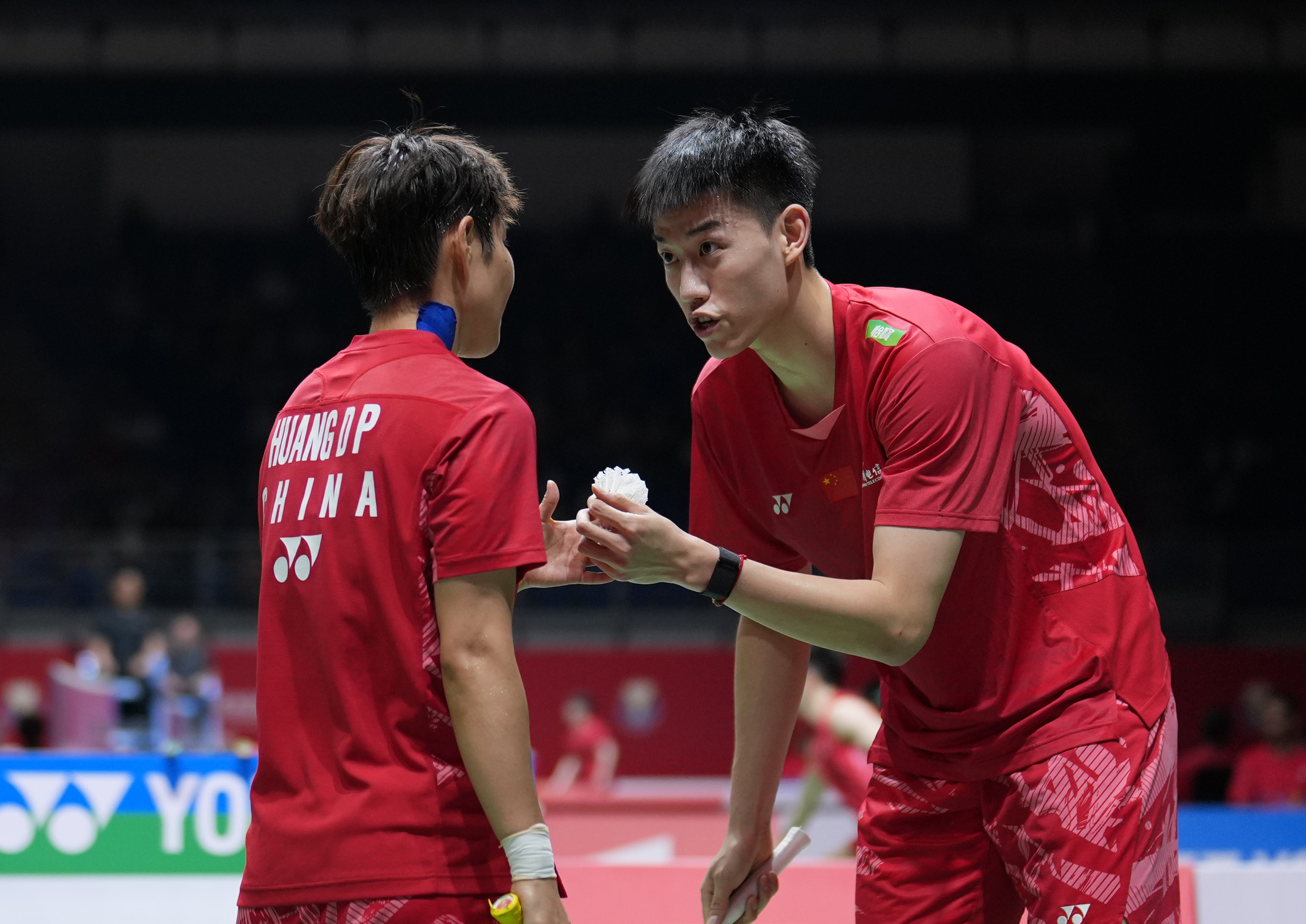 马来西亚羽毛球队完胜英格兰羽毛球队，谌龙统治全场