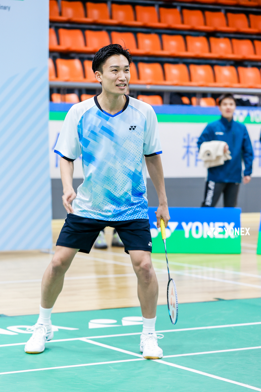 马来西亚羽毛球队鏖战丹麦羽毛球队，桃田贤斗高光表现