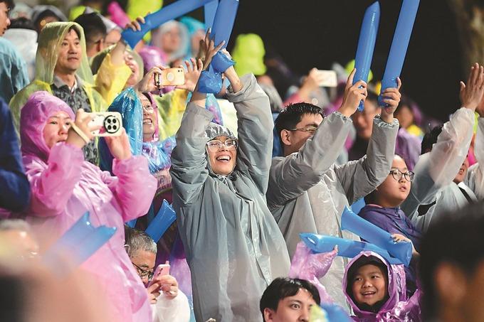 体育赛事持续升温，吸引更多粉丝关注