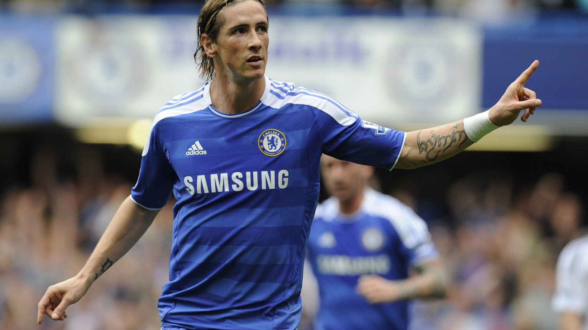 丹麦力量，安赛龙点燃赛场，团队横扫德国书写羽坛新章